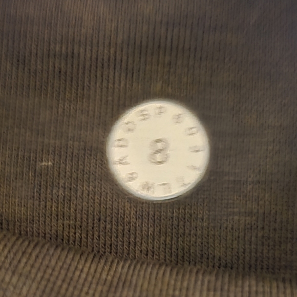 Lululemon Train Times cropped 27" Darl olive - Picture 5 of 8